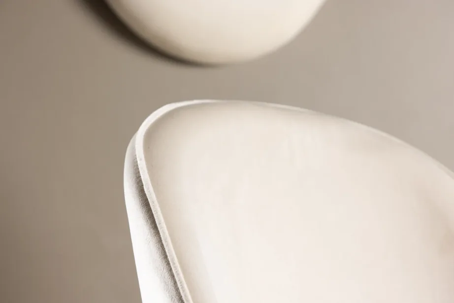 Beežist sametist söögitool Velvet-sarjast, mustade metalljalgadega, 19924-880 – 10