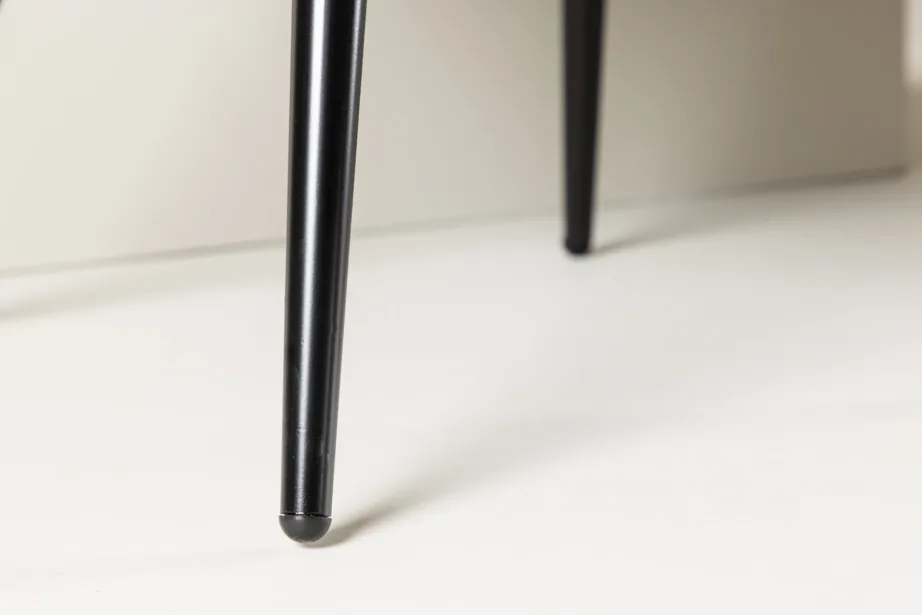 Must sametist söögitool pulbervärvitud terasjalgadega, Velvet kollektsioon, 19924-888 – 8