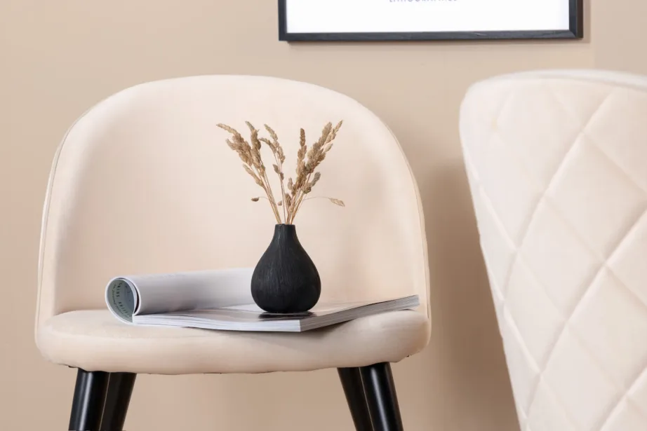 Beežist velvetkangast söögitool mustade terasjalgadega, 19925-880 – 11