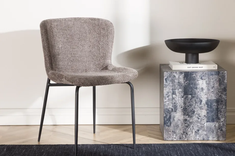 Tumehall bukleekangaga söögitool Modesto, mustade metalljalgadega, 19936-040 – 8