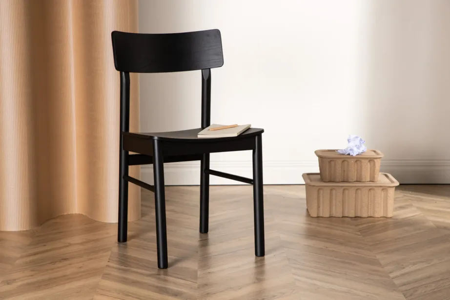 Mustast kasepuidust söögitool Montros, ümardatud seljatoega, 19936-109 – 8