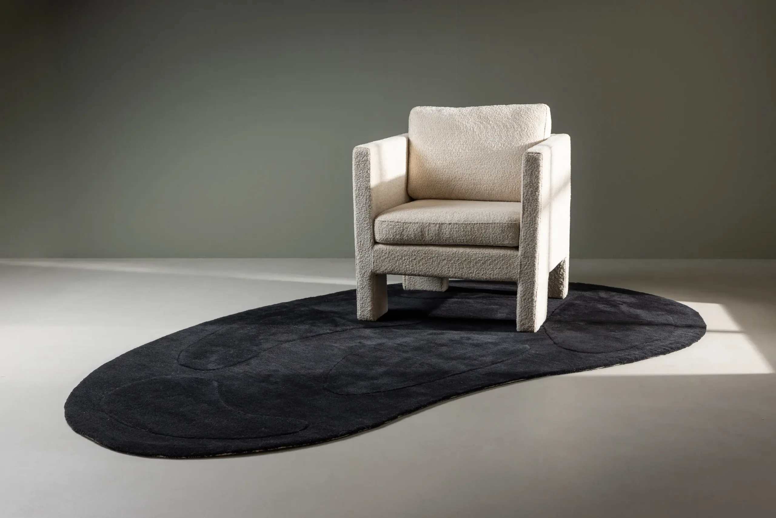 Must ovaalne villasegust vaip Enard (290 × 175 cm) - 19977-200