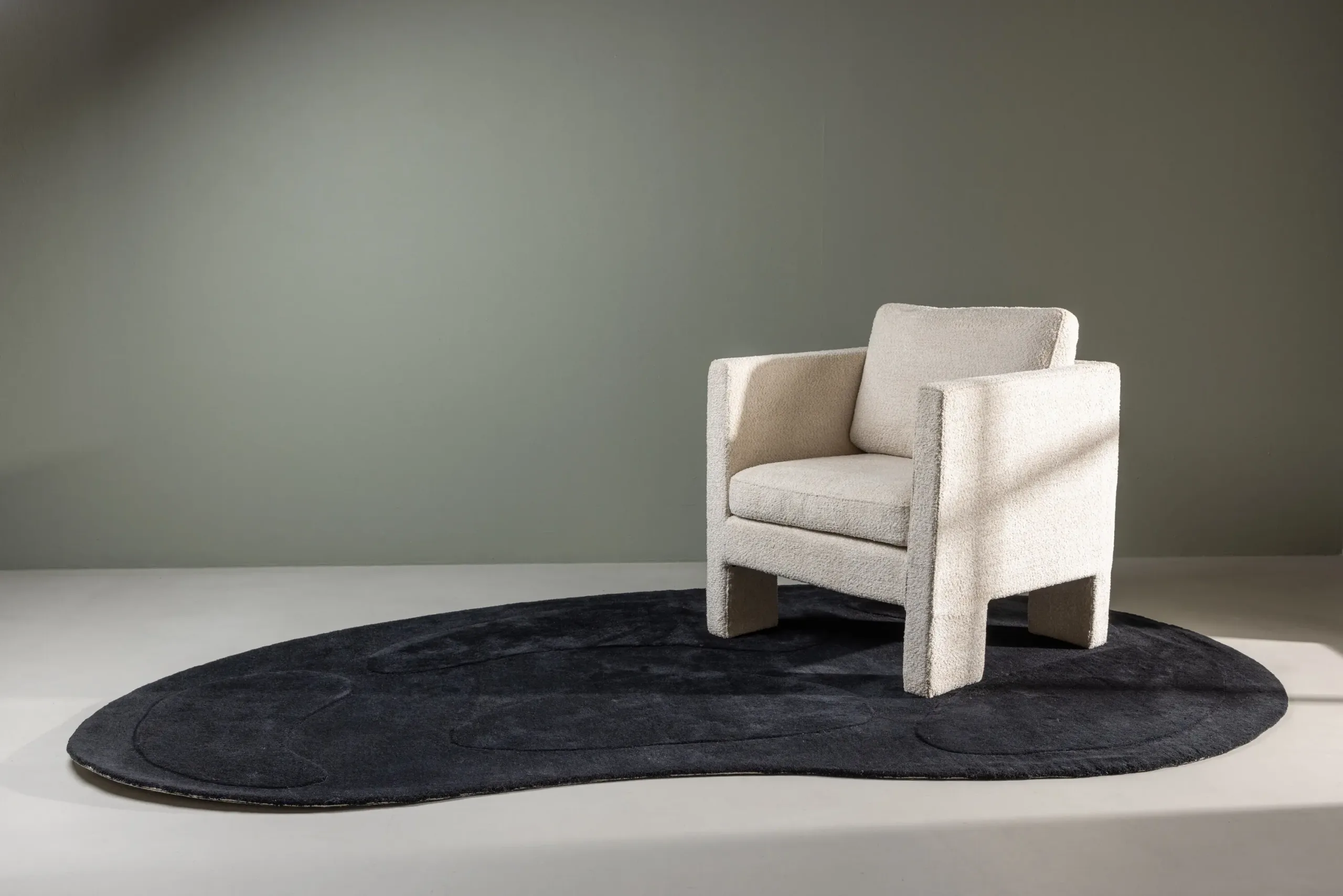 Must ovaalne villasegust vaip Enard (290 × 175 cm) - 19977-200