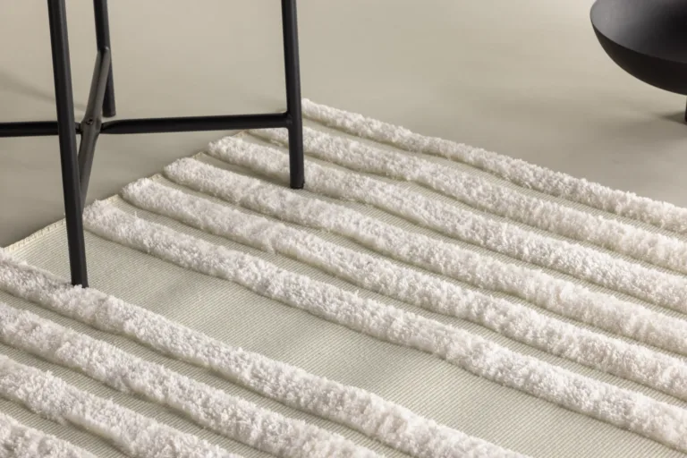 Valge madala karvaga elutoa vaip Nikita, 200 × 290 cm, polüester-puuvill - 19979-101