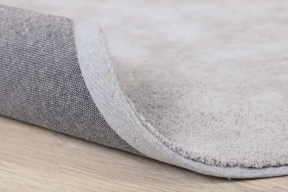 Hõbehall polüestrist elutoa vaip Undra 250 × 350 cm, 19987-331 – 9