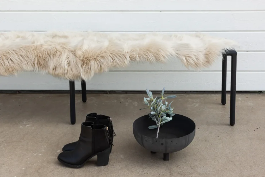 Beež kunstkarusnahast pleed Katy, 180 × 55 cm, 19993-102 – 2