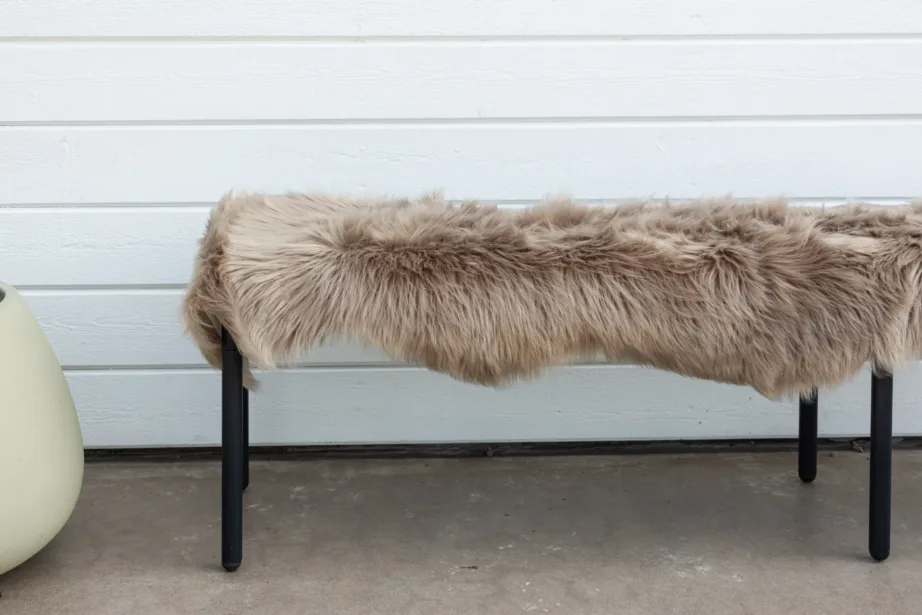 Pruun kunstkarusnahkne visketepp Katy 180 × 55 cm, 19993-103 – 2