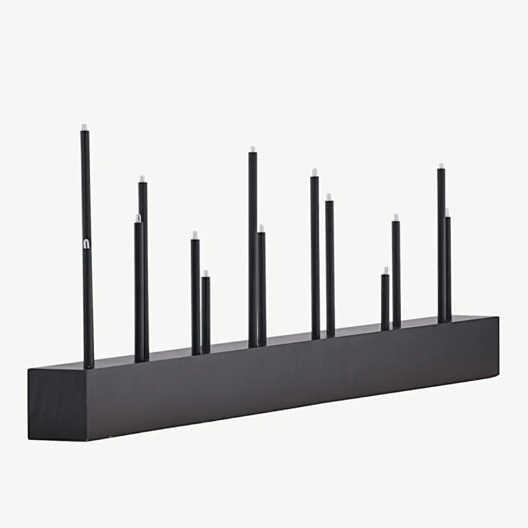 Must lauavalgusti Kungsberget, MDF-aluse ja metallist küünlakujuliste lampidega, 77 cm - 20047-100