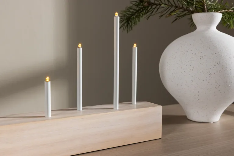 Valge peitsiga MDF-st advendiküünlajalg Kungsberget, 14 pirniga - 20047-130