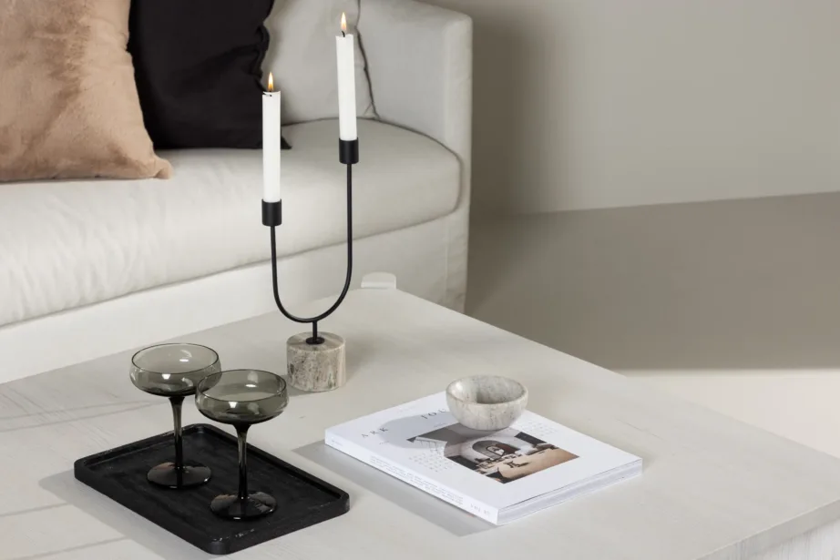 Rogalandi valge peitsiga MDF-ist diivanilaud (100 × 100 cm), 20062-120 – 10