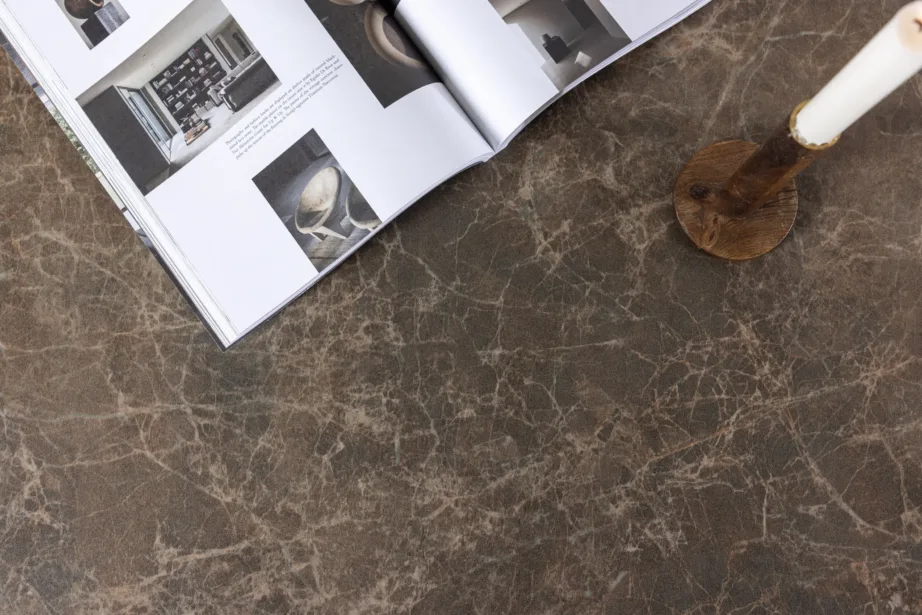 Rogalandi pruun MDF-diivanilaud marmori imitatsiooniga, 100 × 100 cm, 20062-124 – 11