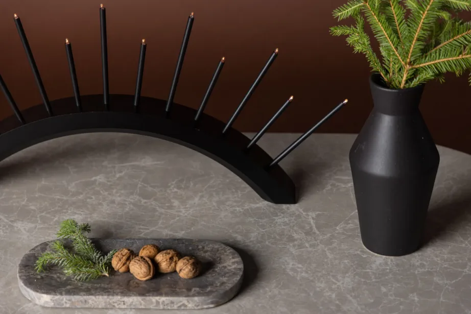 Must MDF poolkaarekujuline advendiküünlajalg Kettilsås, 13 LED-tulega, 20065-100 – 10