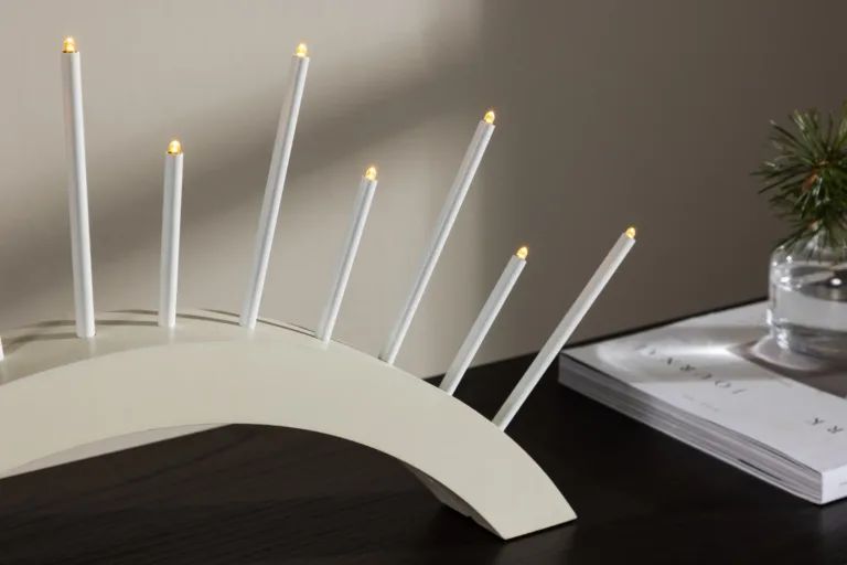 Valge peitsiga MDF-ist advendiküünlajalg Björnrike, 13 pirniga - 20066-130