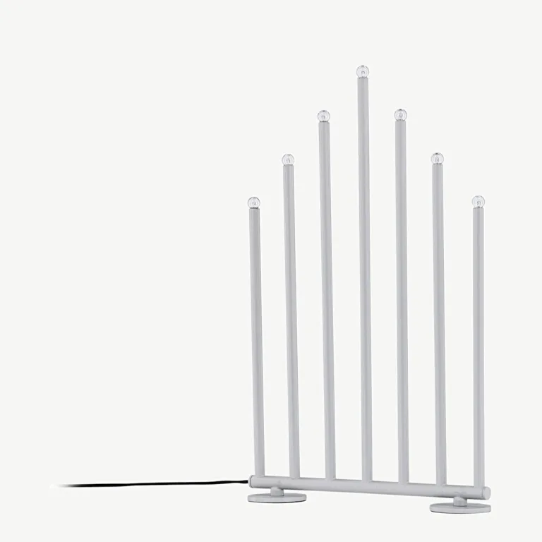 Matt hõbedane advendiküünlajalg Björnfjället, reguleeritav, 50 cm - 20067-331