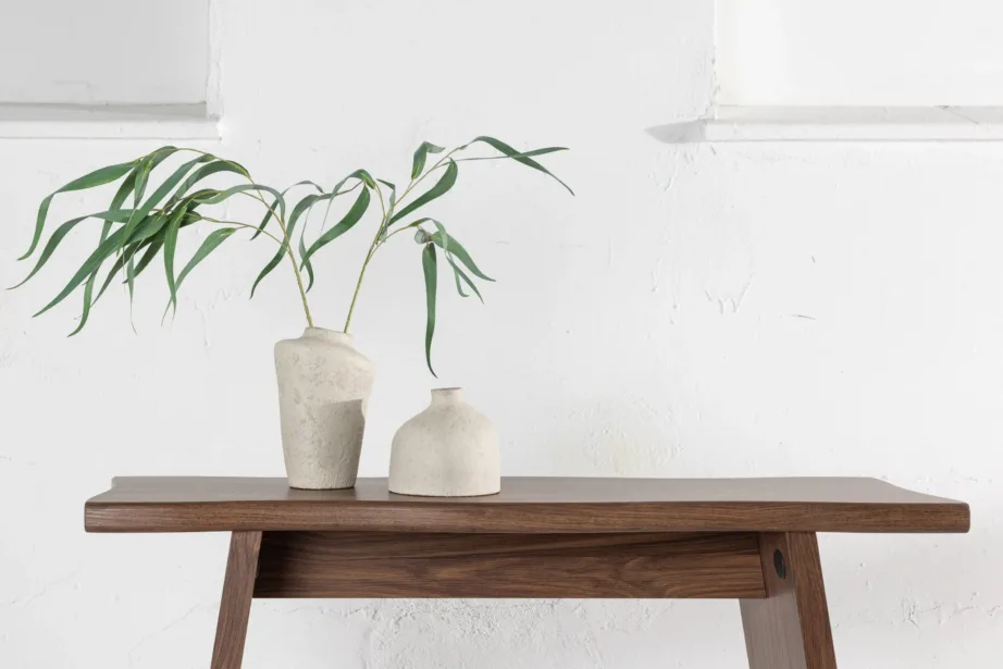 Kirkenese pähklipruun kirjutuslaud lainja servaga, MDF, 20079-125 – 9