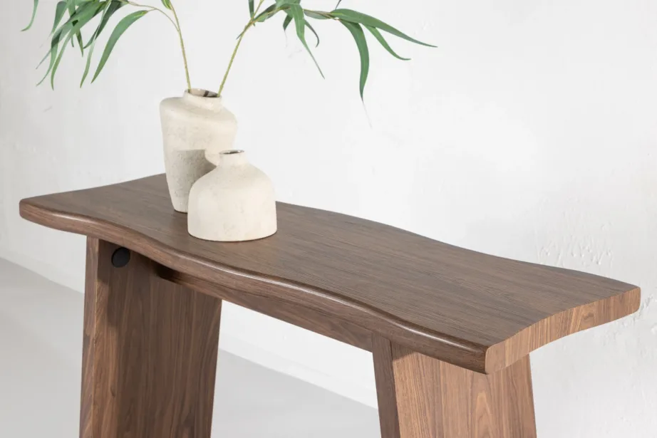 Kirkenese pähklipruun kirjutuslaud lainja servaga, MDF, 20079-125 – 10