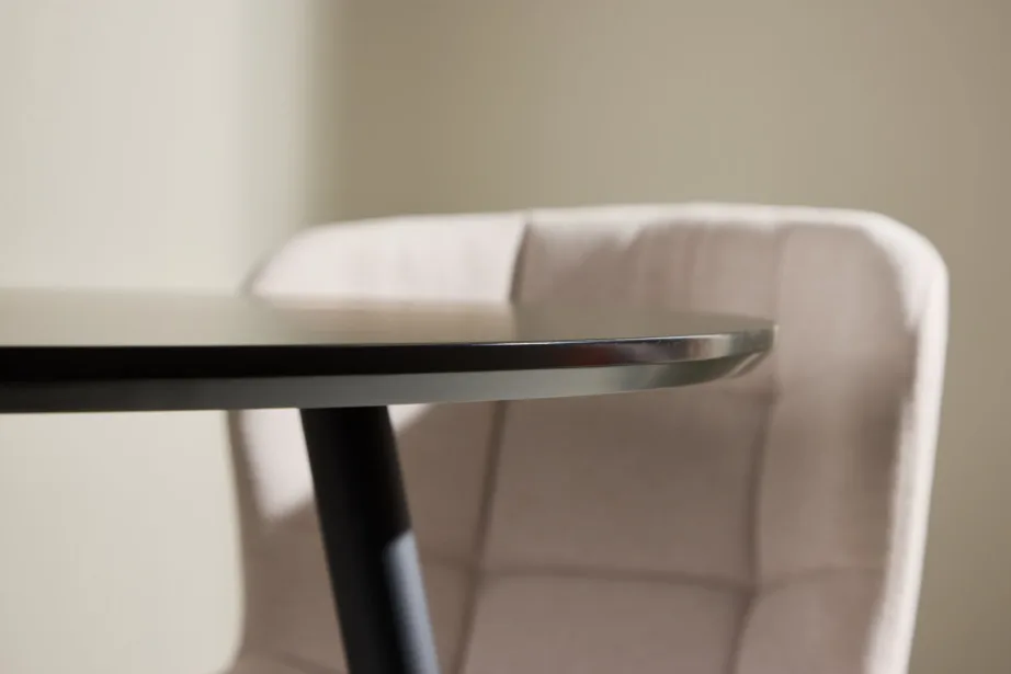 Must ümmargune söögilaud Plaza, MDF ja teras, ø100 cm, 27940-488 – 10