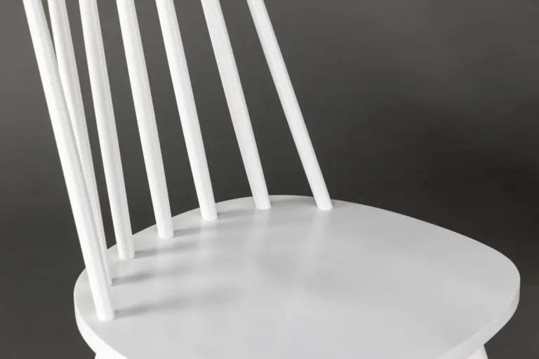 Valgest kummipuidust Lönneberga söögitool, ergonoomilise seljatoega, 88 cm - 29260-360