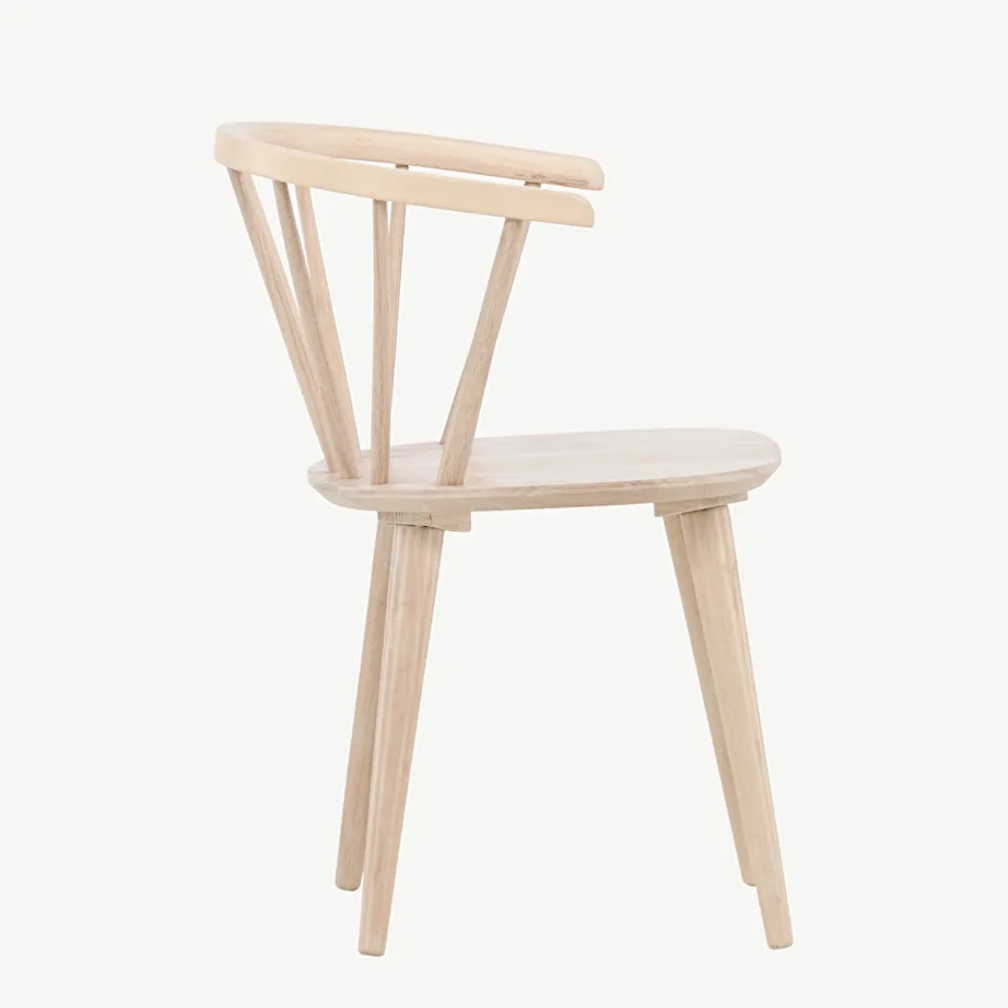 Valge peitsiga kummipuidust söögitool Bobby ümarate seljatugedega, 29280-300 – 2