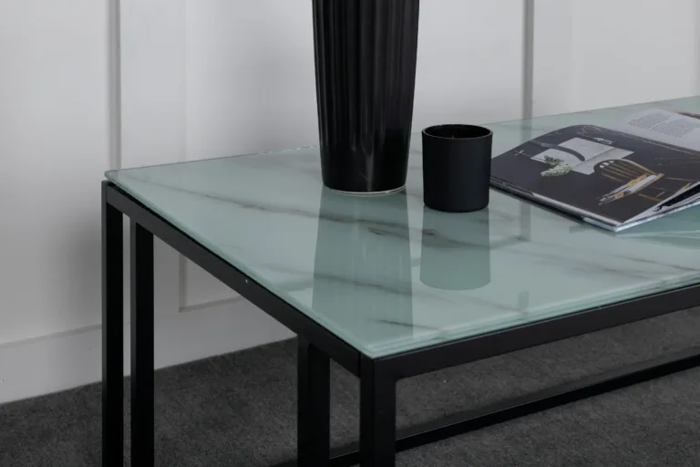 Diivanilaud Rock 2.0 valge marmorit imiteeriva klaasplaadiga, musta terasraamiga, 120 × 60 cm - 29915-328