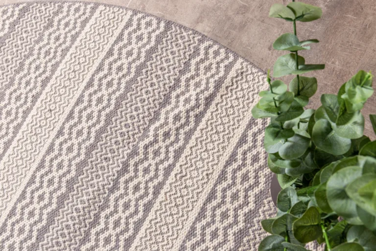 Konsoollaud Rise halli betooni imiteeringuga ja musta terasraamiga (110 × 30 × 80 cm) - 29918-668