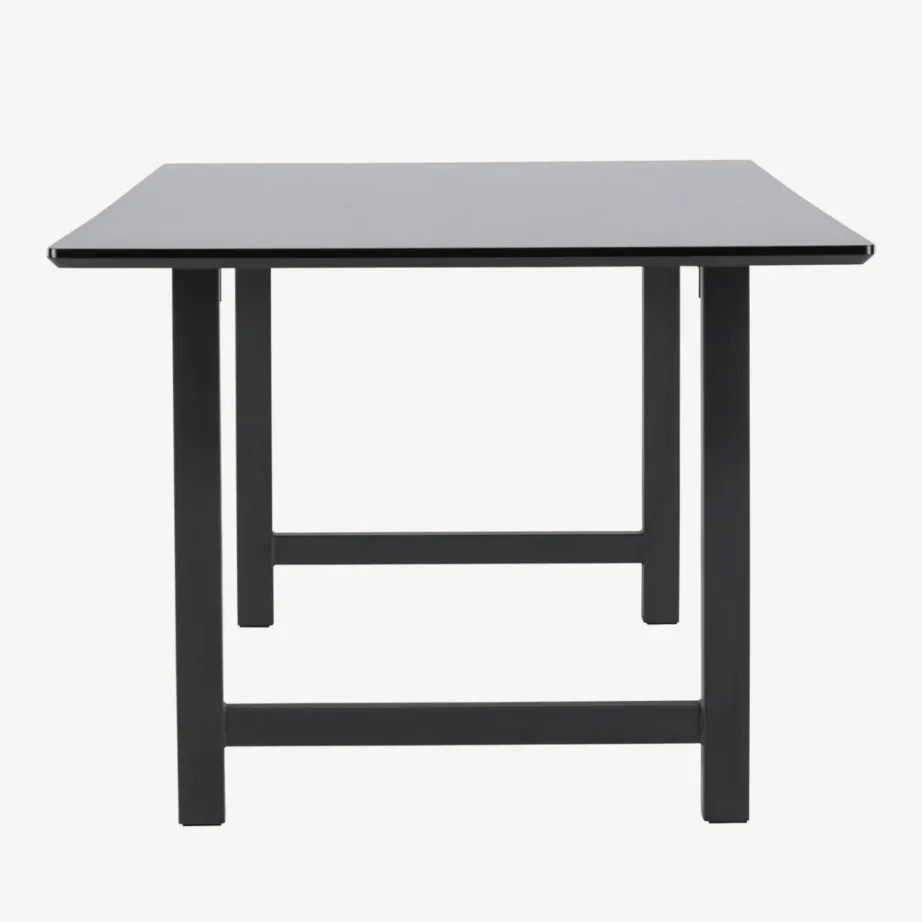 Ristkülikukujuline must MDF-ist söögilaud Count (220 × 100 cm, metallist jalgadel), 29923-488 – 2