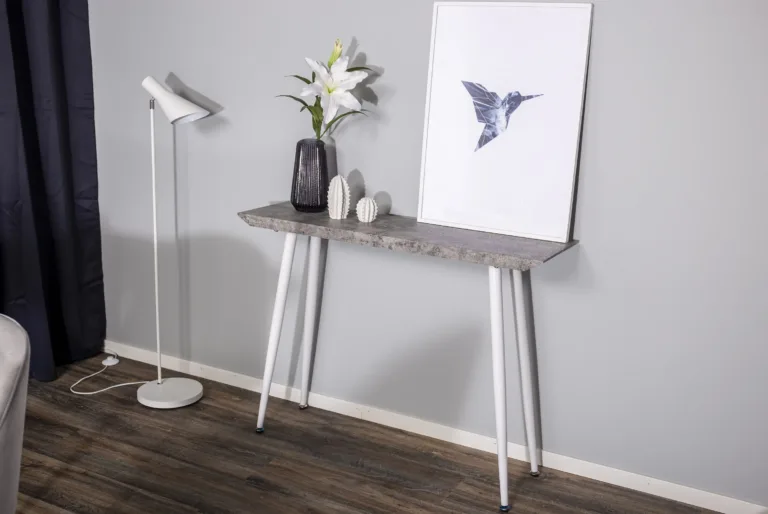 Betoonviimistlusega abilaud Edge, hall MDF-plaadiga ja valgete terasjalgadega, 110x30 cm - 29991-660