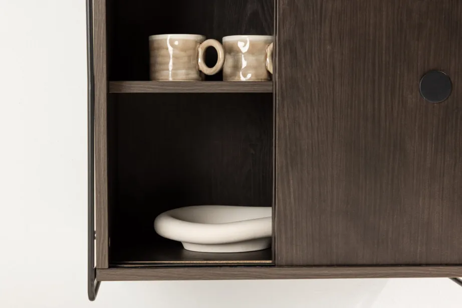 Mokka toonis MDF-ist seinakapp kahete uksega, metallraamiga Paris (must terasraam, 60 × 35 × 68 cm), 30052-125 – 11