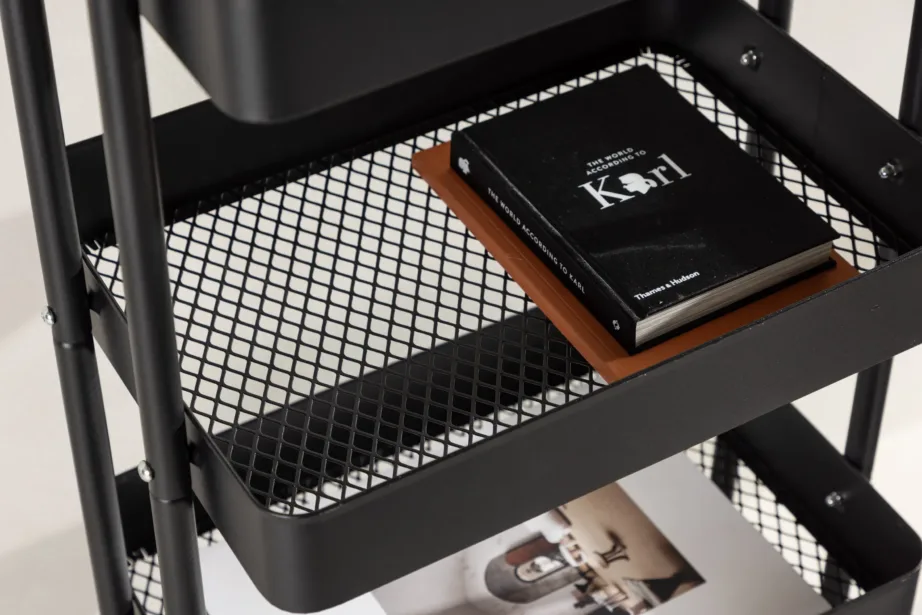 Mustal ratastel terasest hoiukärul Manaus, 4 sahtlit, 30113-100 – 9