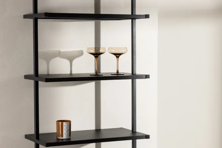 Mustast metallist seinariiul Caracas, 5 tasapinda - 30123-100