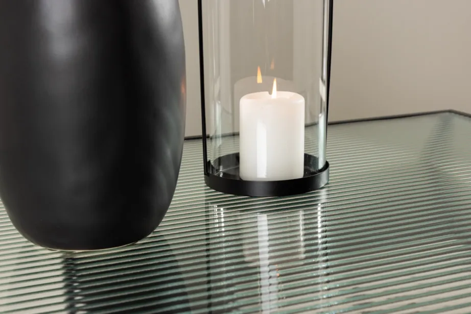 Musta klaasist diivanilaud Campinas lainelise klaaspinnaga ja lisariiuliga, 30125-100 – 10