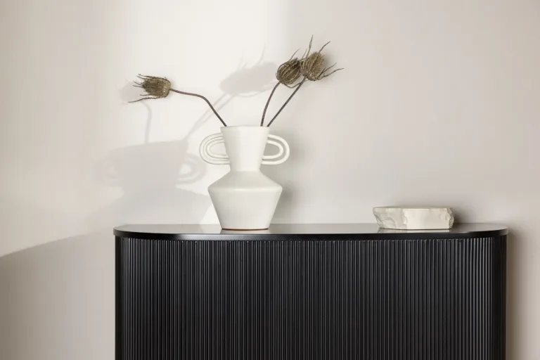Must soonilise esipaneeliga seinakapp Loca, 120 cm MDF-ist - 30151-490