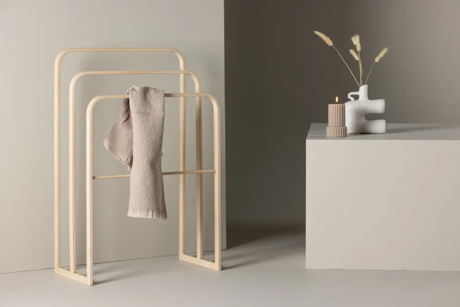 Kolmekordne valge terasest riidenagi Drammen, 42000-130 – 8