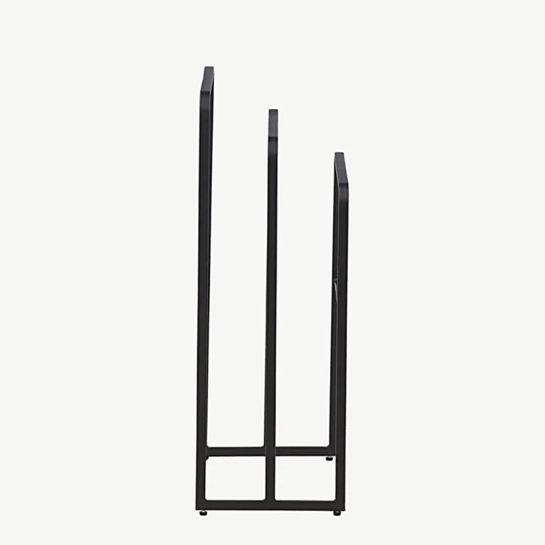 Minimalistlik mustast metallist riidehoidja Drammen (3 riputuskaart) - 42000-448