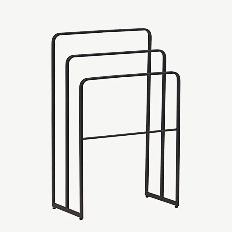 Minimalistlik mustast metallist riidehoidja Drammen (3 riputuskaart) - 42000-448