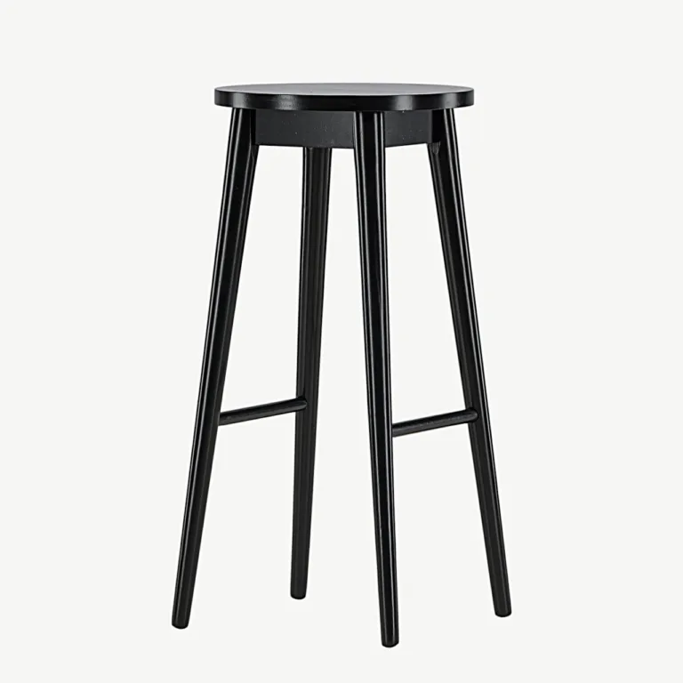 Mustast kummipuidust minimalistlik baaritool Mollösand jalatoega - 44100-061