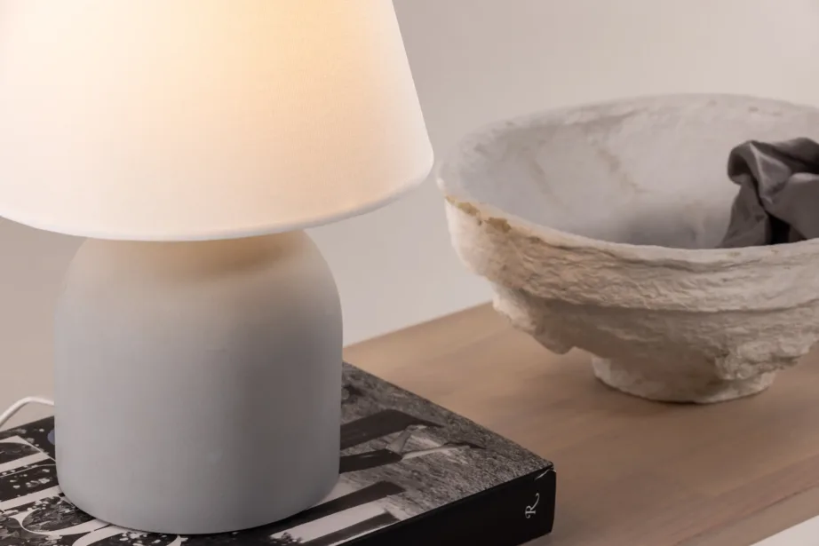 Stiilne hall betoonist laualamp Styrsö linase lambivarjuga, 50060-120 – 11