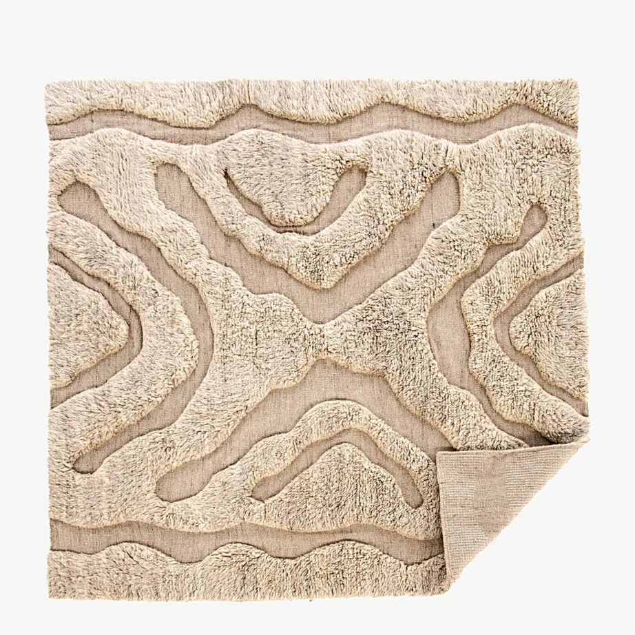 Beež reljeefse mustriga villavaip Trondheim x Josefin Lustig kollektsioonist, 400 × 400 cm, 51074-320