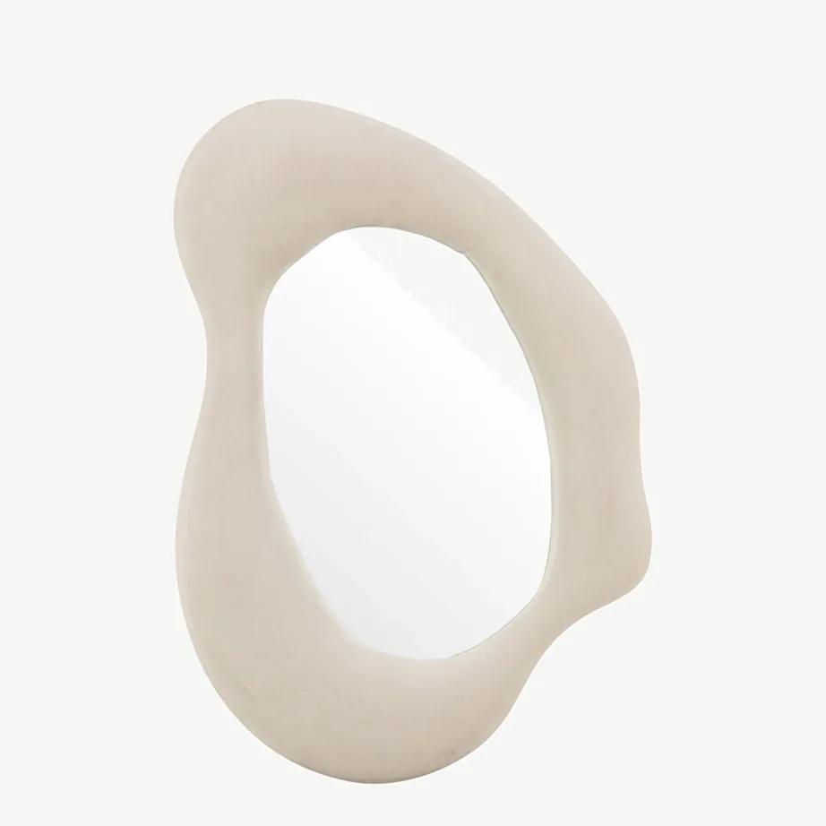 Beežist sametpolüestrist raamiga seinapeegel Louisville, 49 × 70 cm, 59178-101 – 2