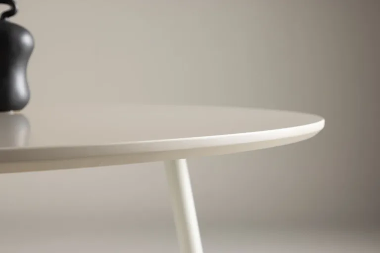 Ümmarguse kujuga söögilaud Plaza, MDF, beež, ø120 cm - 61101-103