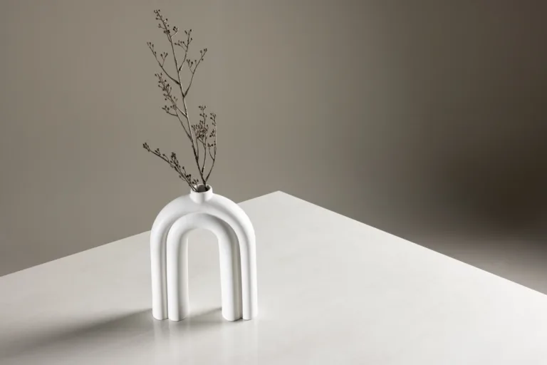 Helehalli MDF-plaadist söögilaud Ester läbipaistvate klaasist jalgadega, 180 × 90 cm - 61108-111