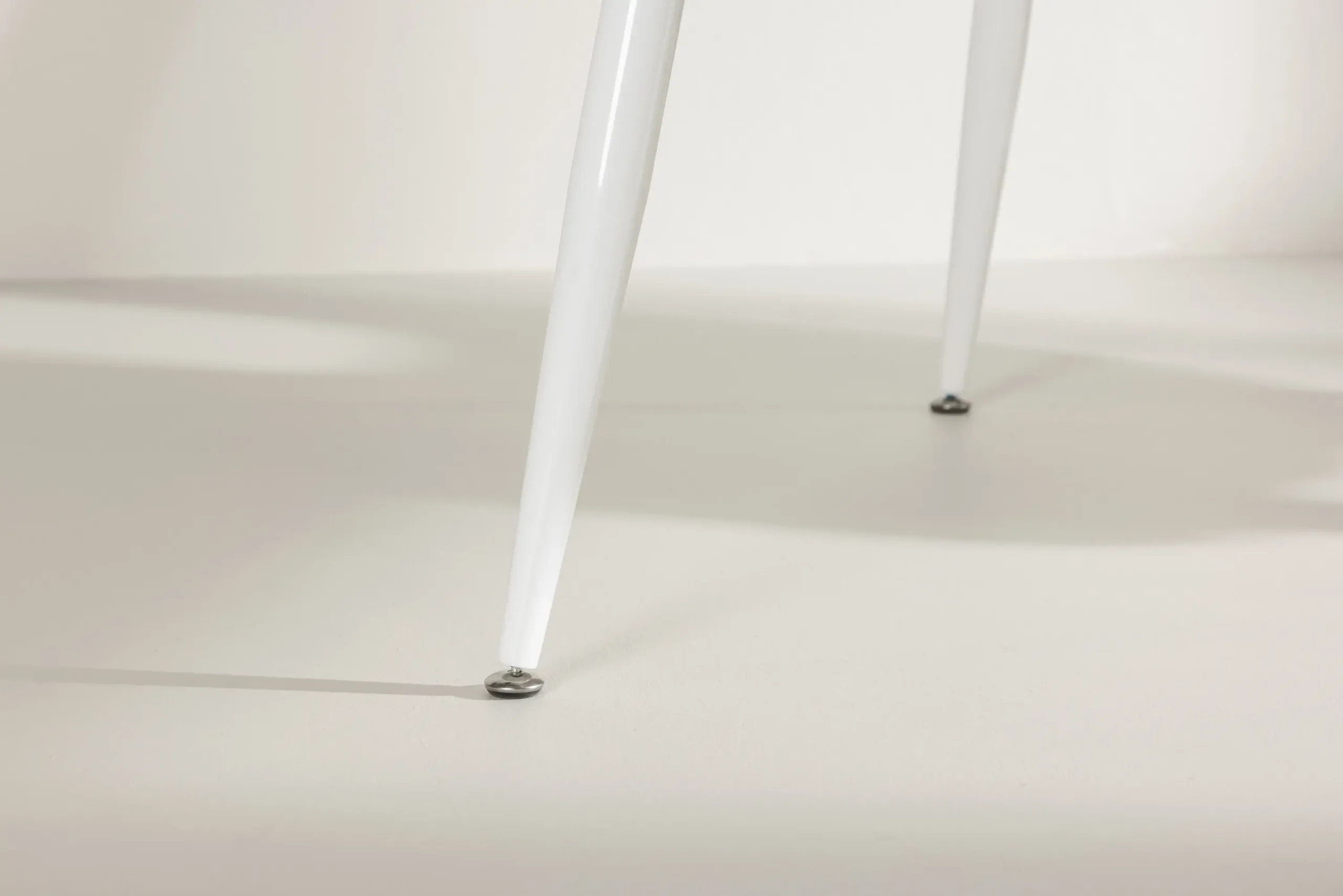 Valge MDF söögilaud Silar (180 × 90 cm, terasjalad) - 61126-101