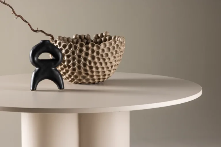 Olivia ümmargune söögilaud, beež, Ø110 cm (MDF) - 61130-102