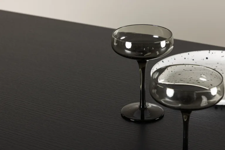 Must MDF-ist Olivia söögilaud, 210 × 100 cm, kandiline lauaplaat - 61131-100