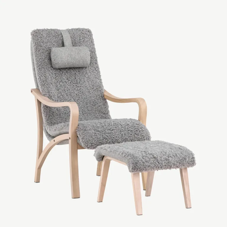 Helehall lounge-tugitool ja jalapink Fårö valge peitsiga tammepuiduspooniga - 61201-106