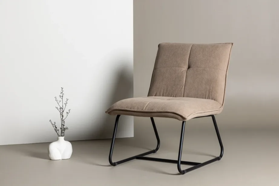 Madison lounge-tugitool pruunist Manchester-kangast, mustal metallraamil, 61203-103 – 8