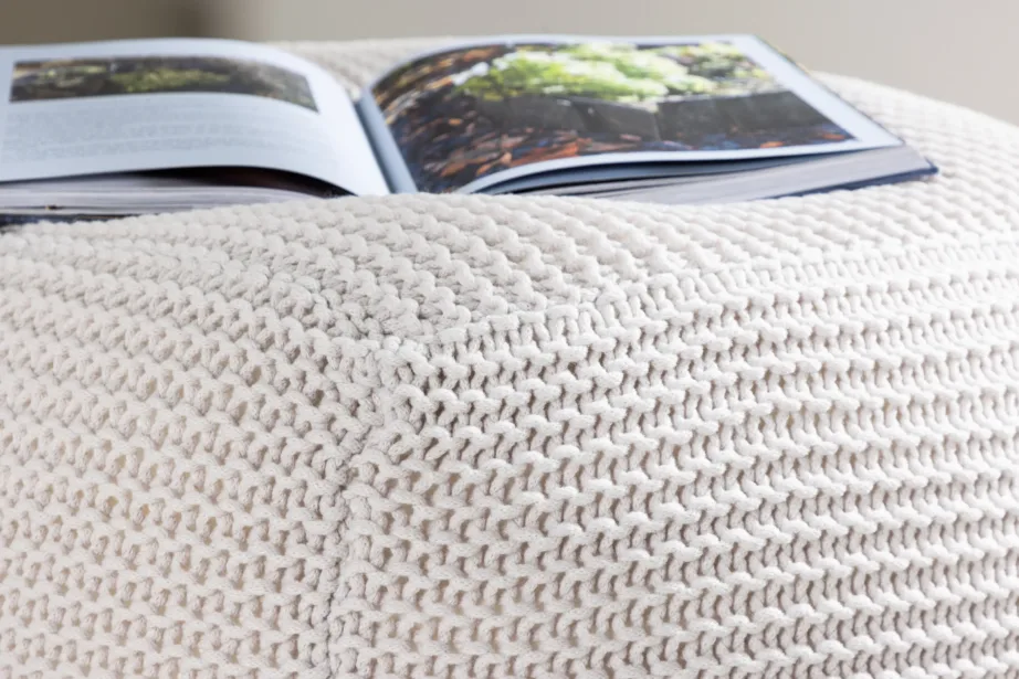 Kreemikas kootud polüesterpuff Luca (60 × 60 cm), 61215-112 – 10