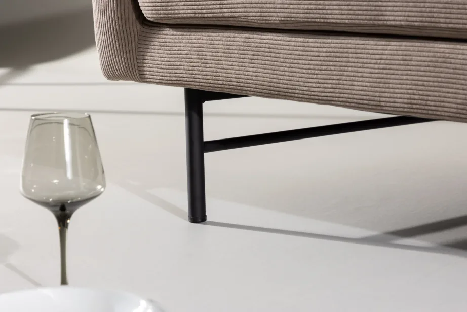 Pruun kolmekohaline diivan Sky mustade terasjalgadega, 61235-100 – 11