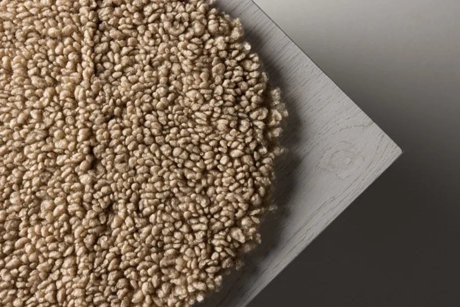 Pehme ümar toolipadi Katy, beežist polüestrist (ø34 cm), 61252-102 – 4