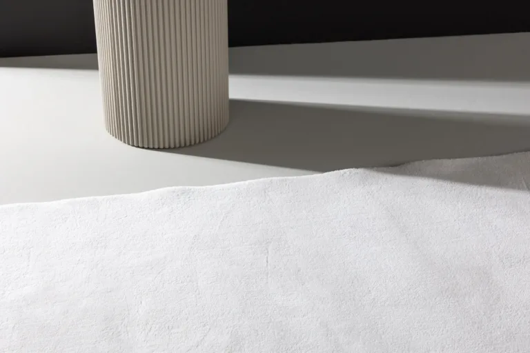 Valge suur polüestrist lühikese karvaga vaip Nixie, 240 × 350 cm - 61304-101